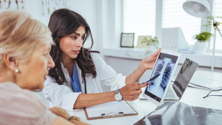 Dear Abby: My estranged sister is dying of cancer and I don't know how to reach out


